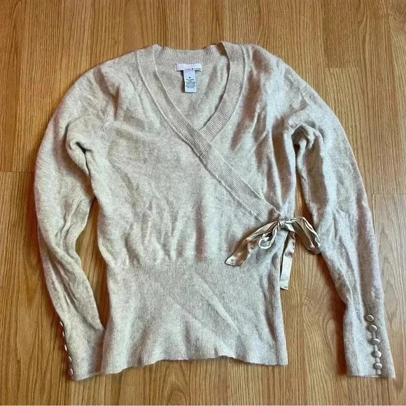 Lucy & Laurel wool and rabbit hair faux wrap tan sweater satin buttons size med - Picture 1 of 8